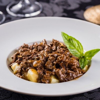 Nhoque com Carne de Panela